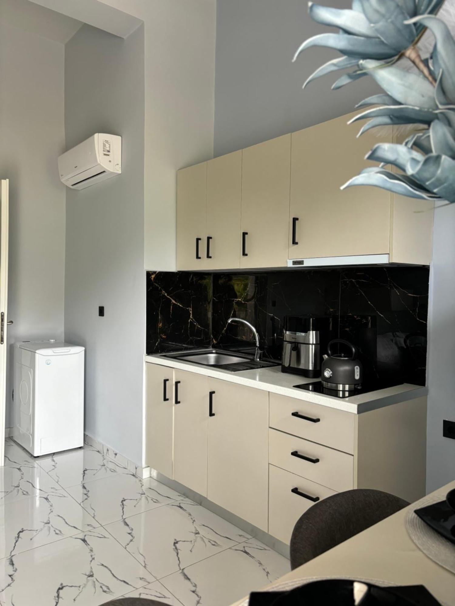 Nostalgia Apartments Zante Екстериор снимка
